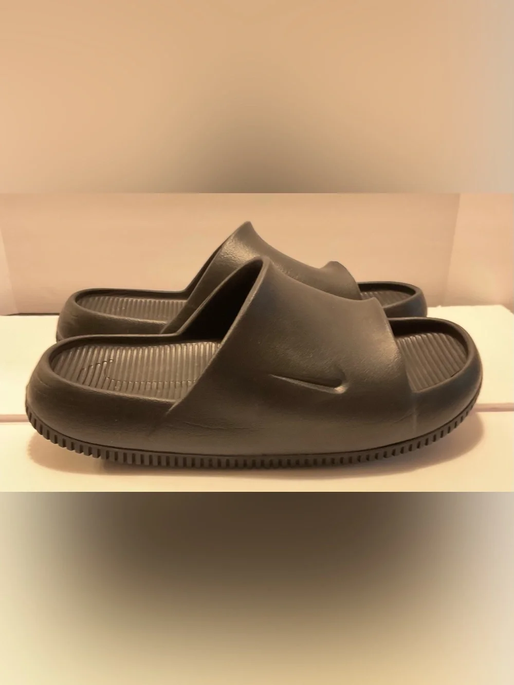 NWOT- Nike Calm Men’s Black Slide Sandals Sz 8